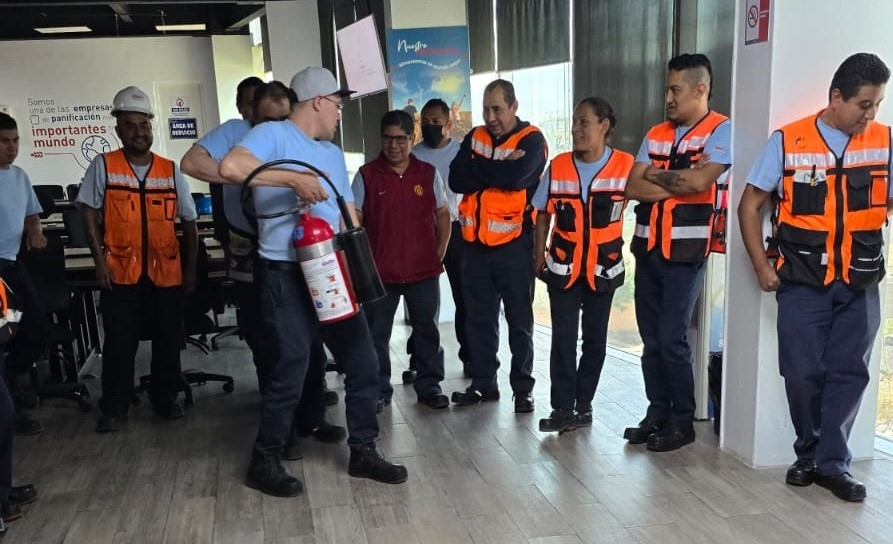 COMISIÓN DE SEGURIDAD E HIGIENE Y SINDICATO FORTALECEN LA PREVENCIÓN CON CAPACITACIONES A BRIGADAS CONTRA INCENDIOS